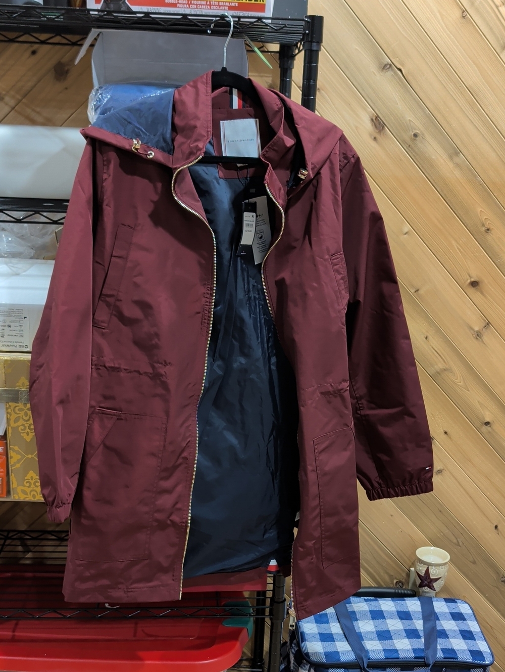 Tommy Hilfiger Hooded Rain Jacket